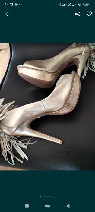 Sylwestrowa, Andrzejki Buty nowe ,rozm 40  kupione w Norwegii