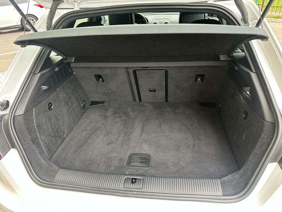 Audi A3 e-tron PHEV 2017