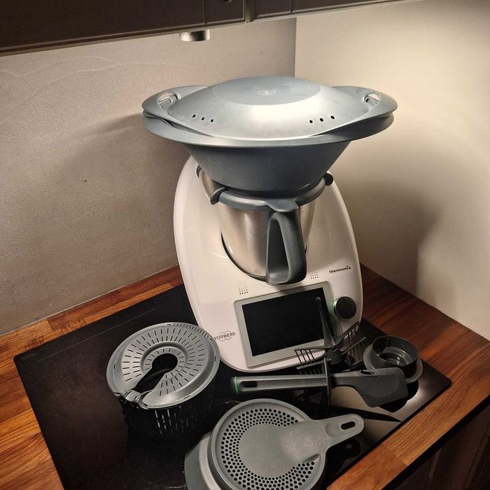 Sprzedam Thermomix TM6 do negocjacji