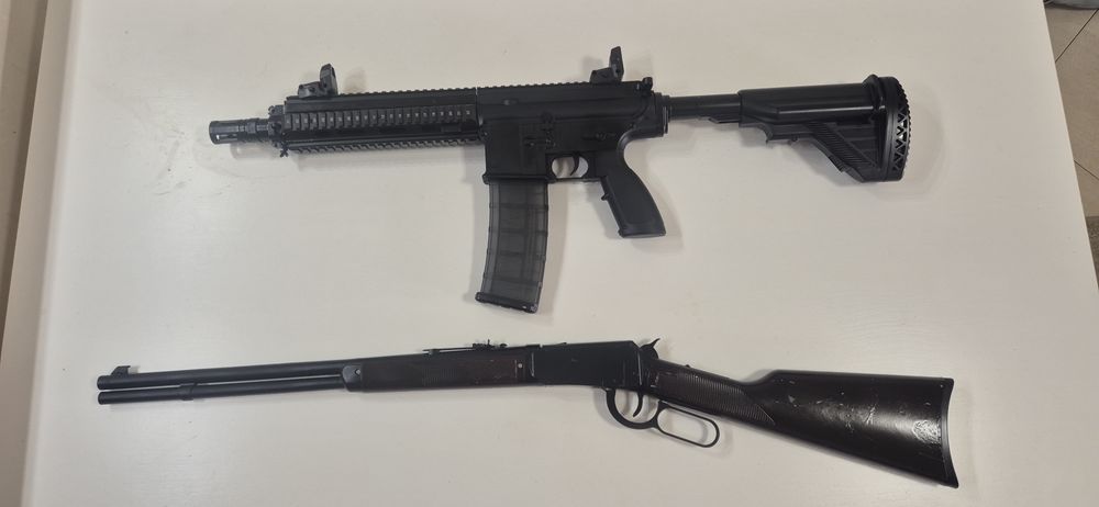 Vendo duas Carabinas Nerf  Winchester e H&K 416D