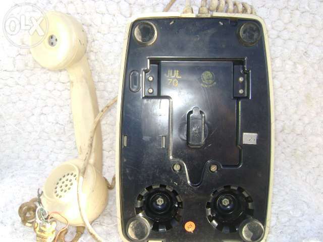 2 Telefones antigos - 1970 e 1974