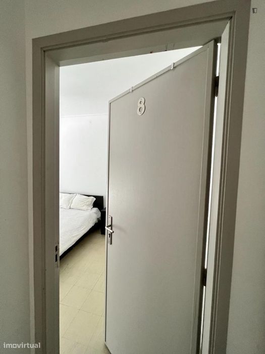 Quarto - localizado em Bonfim Porto