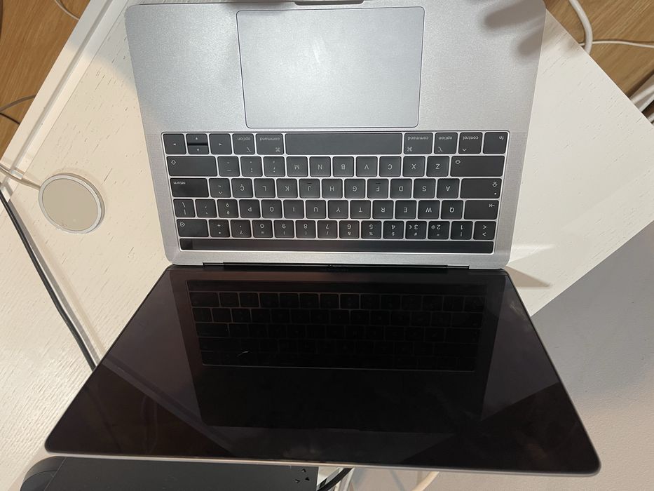 Apple Macbook Pro 13” 2019 Touch Bar 16Gb
