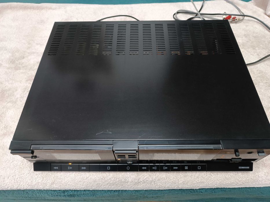 Grundig CCF 8300 MK II twin casette deck sprawny.