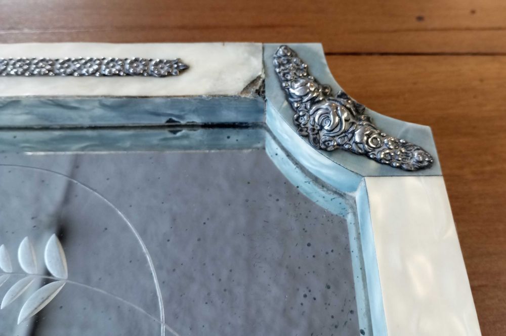 Antigo tabuleiro Art Déco