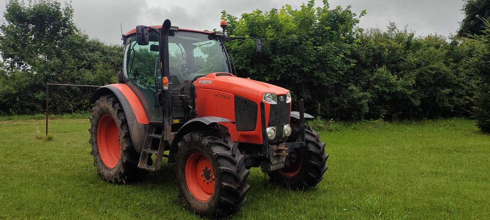 Ciągnik Kubota M135 GX