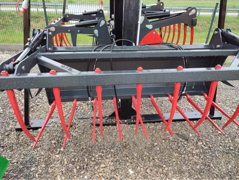 Krokodyl do obornika Łycho Krokodyl Euro Sms Nowy Transport Kute Zęby