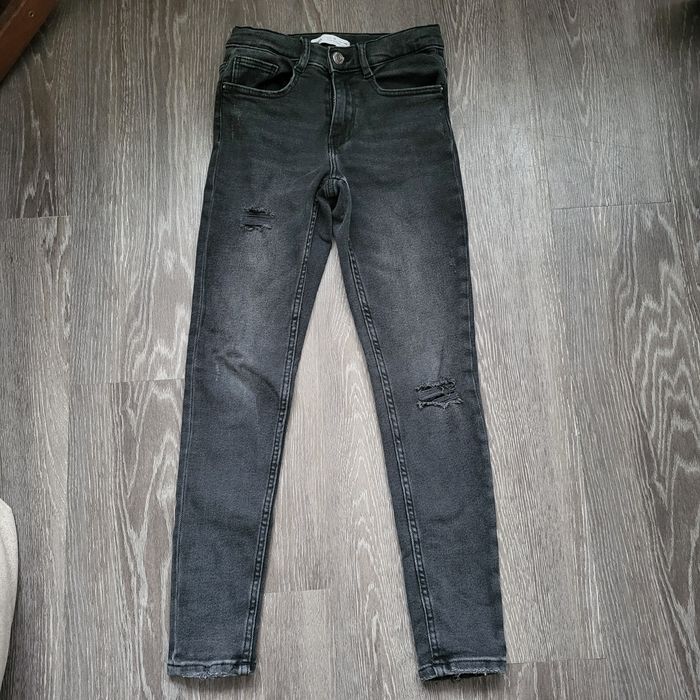 Стрейчеві джинси скіні  ZARA на 140 см