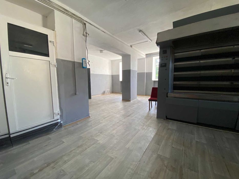 Продаж приміщення вільного призначення в місті Ладижин