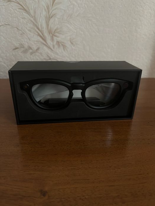 Окуляри з камерою & ШІ