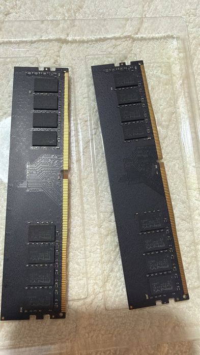 Memória RAM PNY 16GB (2x8GB) DDR4 3200MHz CL22