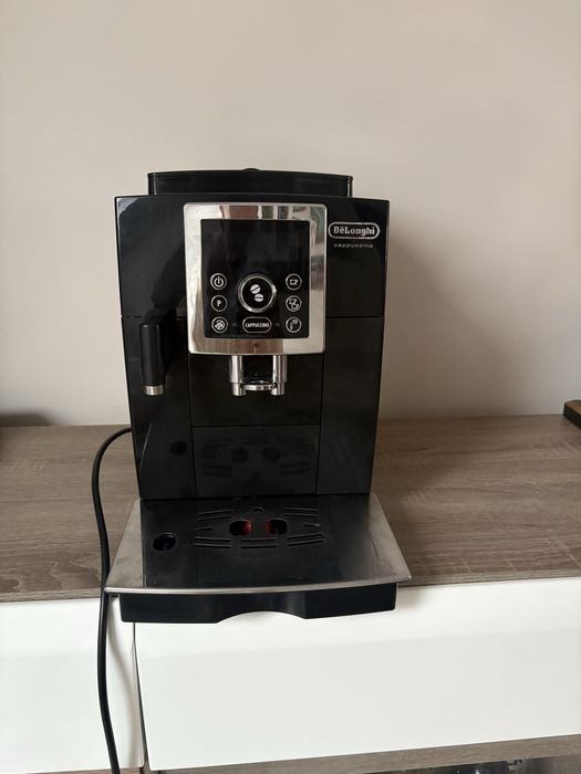 Ekspres DeLonghi