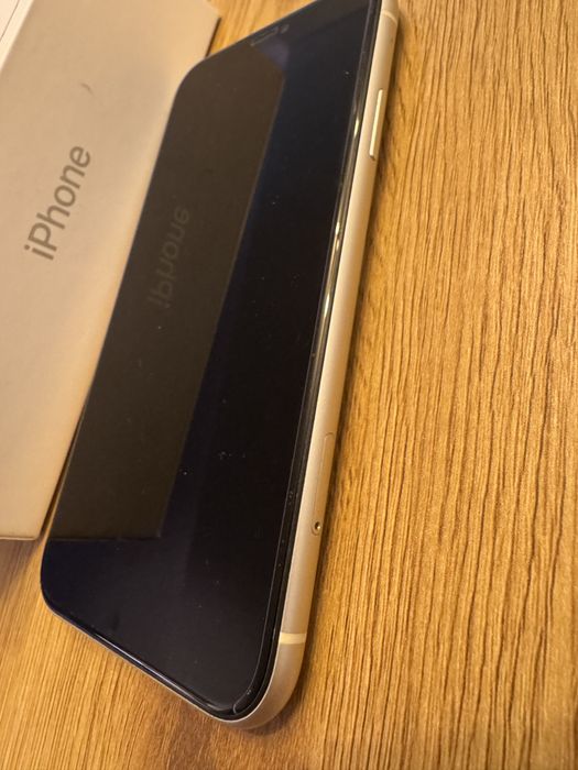 Iphone 11 64gb branco