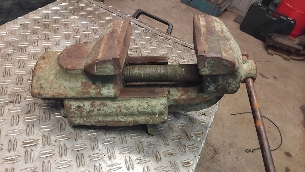 Imadło 100-150mm ciężkie niemieckie maszynowe uchylne