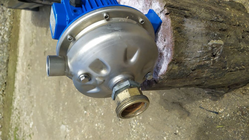 Vendo eletrobomba 0.9kw em inox