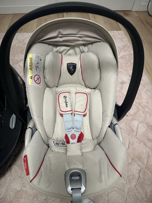 Fotelik Cybex CLOUD Z Ferrari i size plus baza