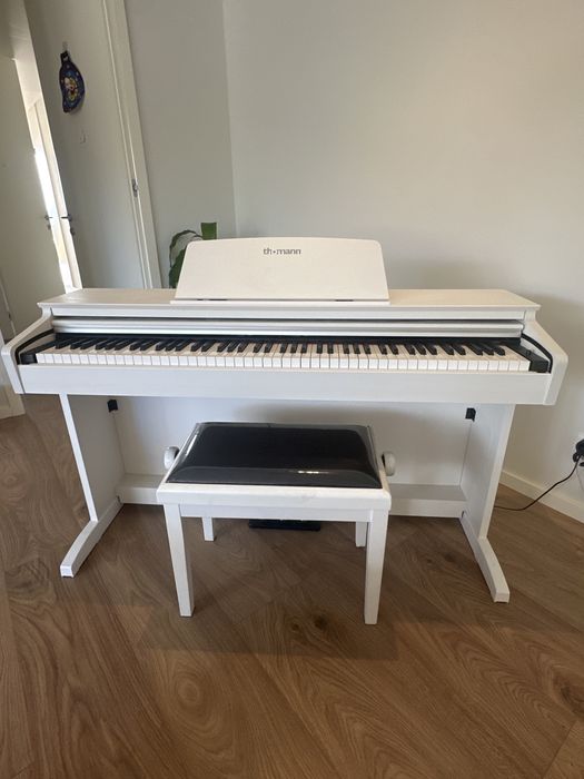 Piano digital THOMANN