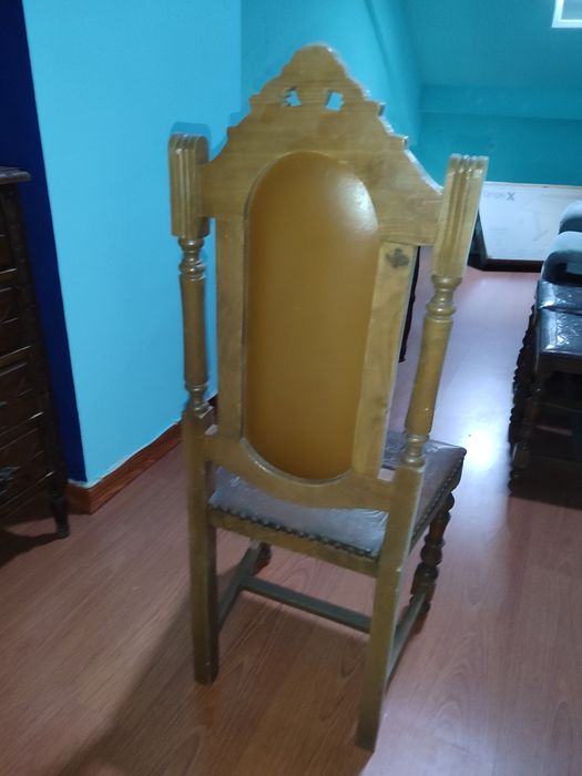 Conjunto 6 Cadeiras Madeira e Pele