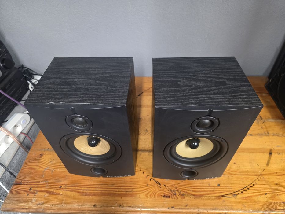 Wharfedale Diamond 8.1 – kolumny stereo, sprawne, maskownice