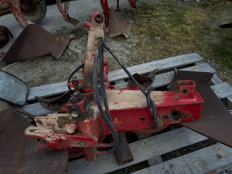 Pługi obrotowe 3 skibowe Kverneland