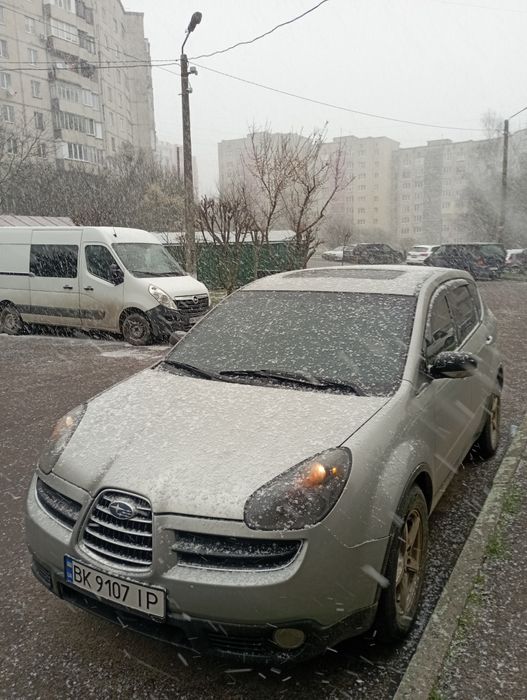 Субару Трибека б9