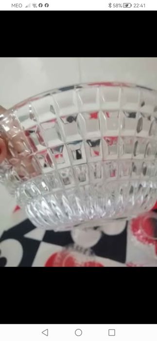 Taça Para aperitivos +7 taças de fruta 6 pequenas e 1 grande
São antigas vintage.