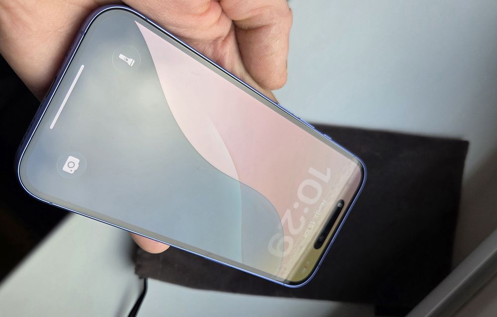 Smartfon Apple iPhone 16