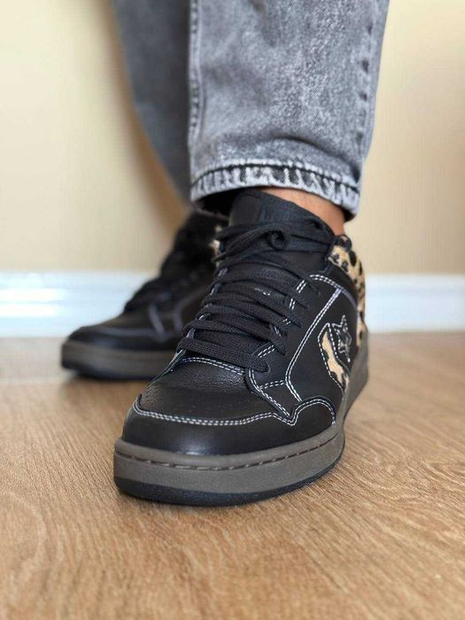Ténis Converse masculinos novos