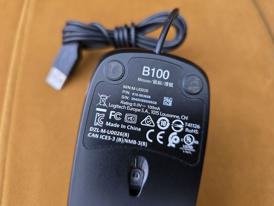 Myszka komputerowa Logitech B100 na USB 800 DPI optyczna