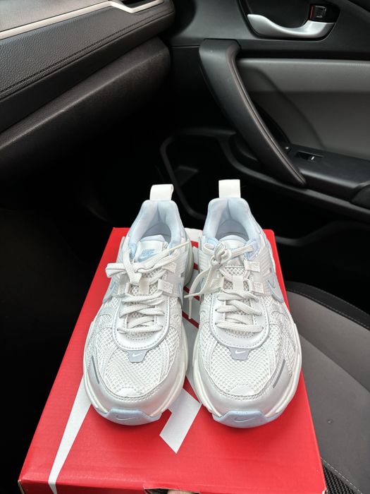 Женские Nike V2K Run Новые  Оригинал