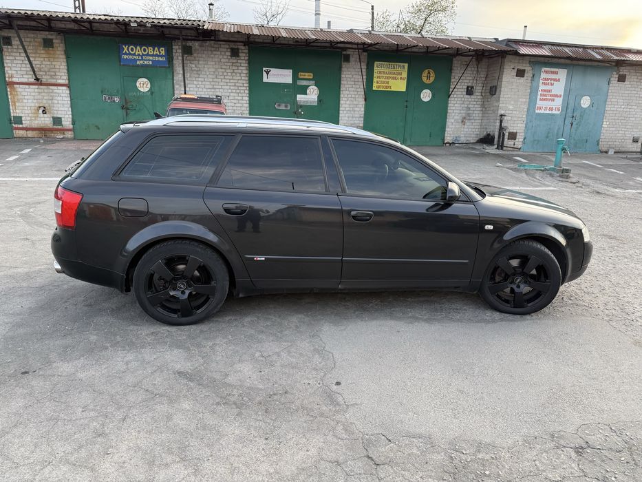 Продам ауди  А4В6 на автомате