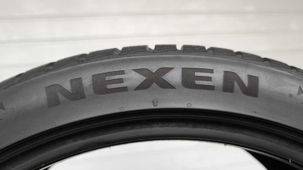 2 sztuki opony zima 225/40/19 Nexen 93V XL rant ochronny (OL646/OH)