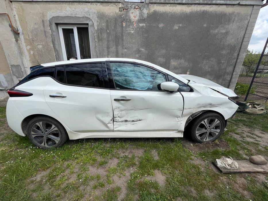 Nissan leaf 2021  28тис км