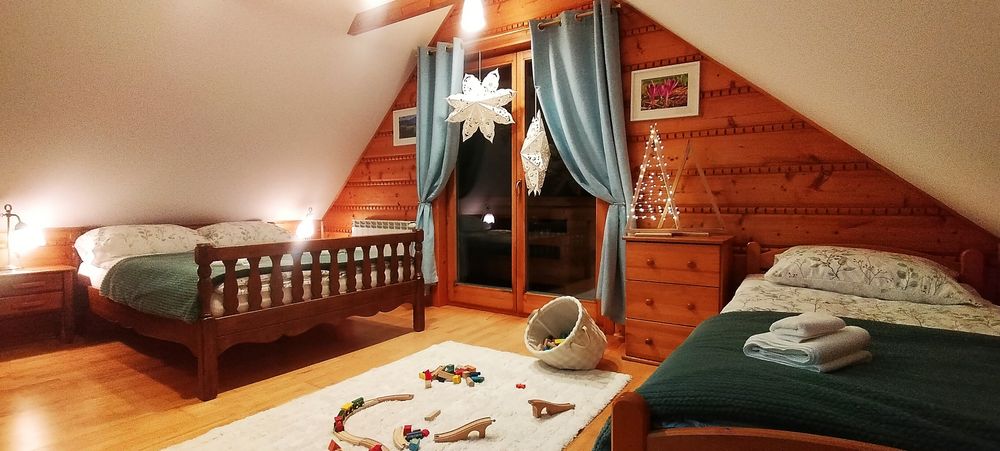 Samodzielny ogrodzony domek z widokiem na Tatry i jacuzzi