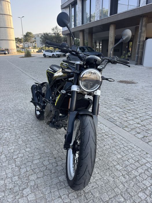 Husqvarna 401 Svartpilen