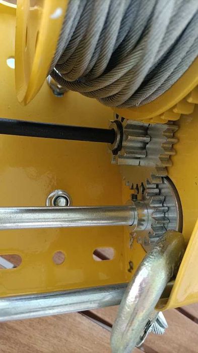 Guincho manual de 2600 libras, 40 m, guincho de cabo de aço