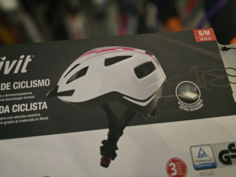 NOWY rewelacyjny kask ,bezpieczny z Led rowerowy ,różne rozm. kolory