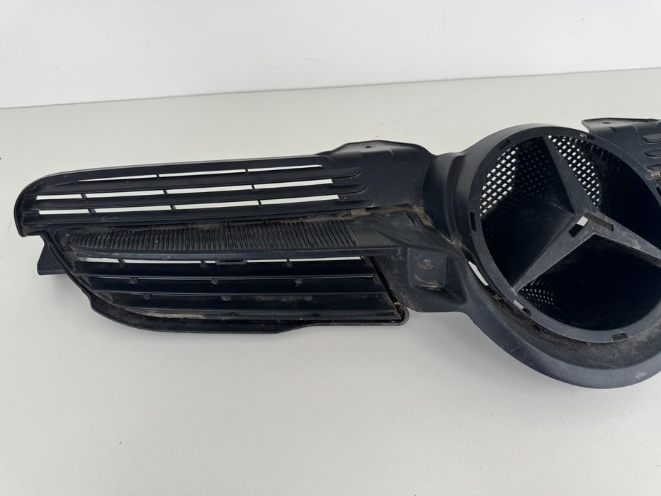 MERCEDES SLK R171 W171 Grill Atrapa Zderzaka Przód A1718880060