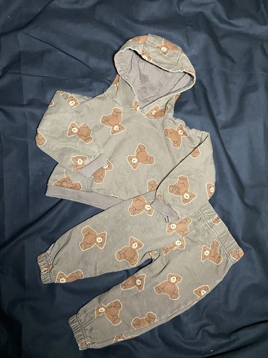 Стильний костюм з ведмедиками