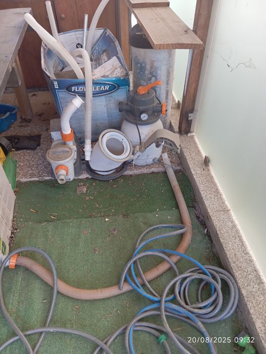 Piscina 4m diâmetro por 1,2 de altura com todos os acessórios