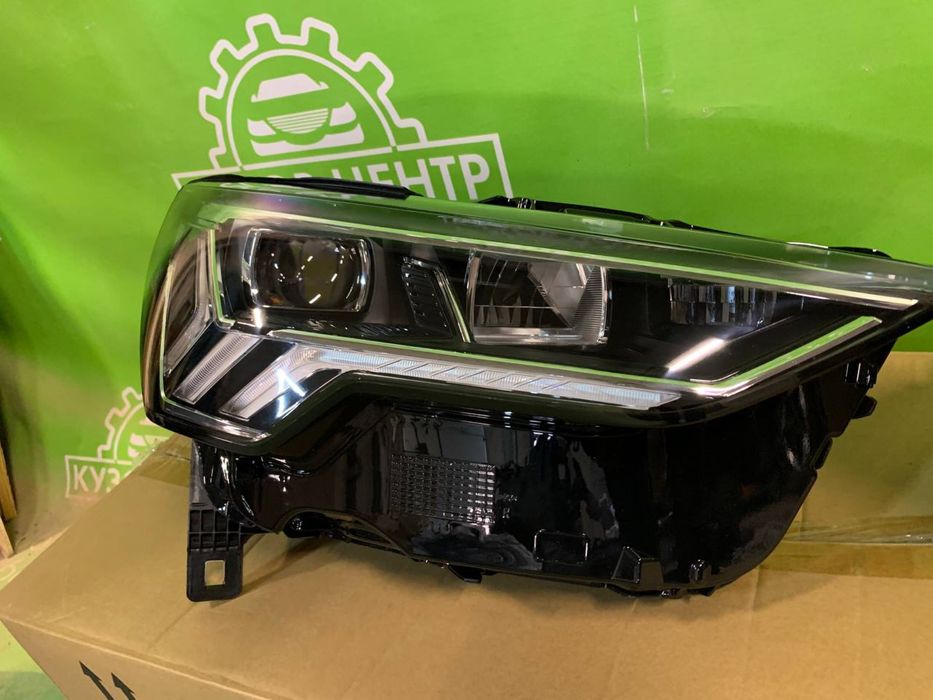 Решітка радіатора Audi Q3 83a 2019 - 2025 в НАЯВНОСТІ решетка бампера