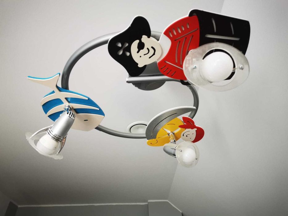 Żyrandol dla dziecka