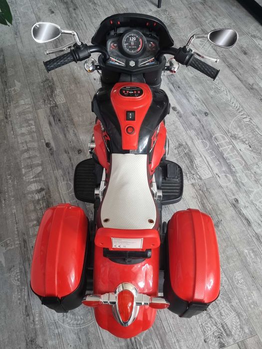 Motorek na akumulator