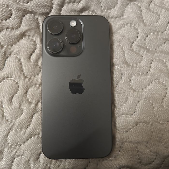 Sprzedam iPhone 15 pro