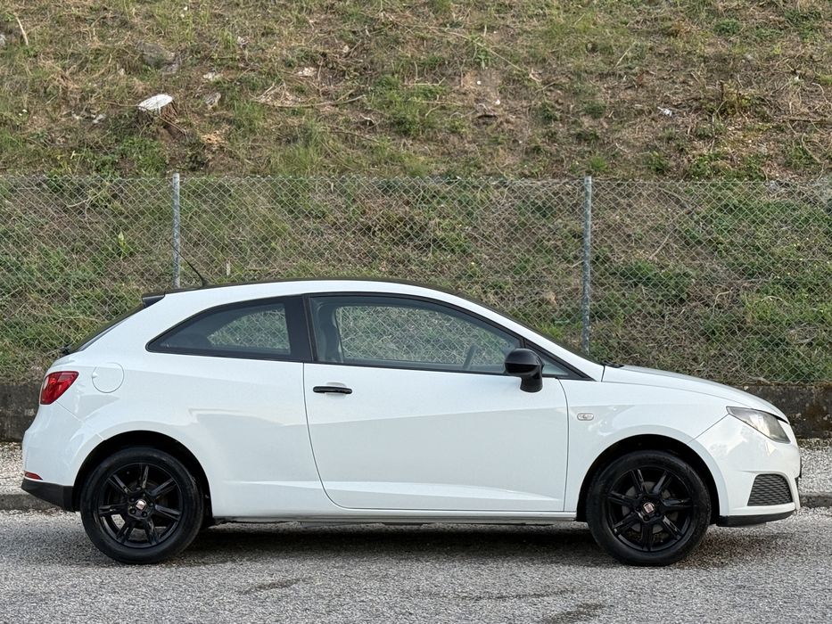 SEAT Ibiza — fotografia 3