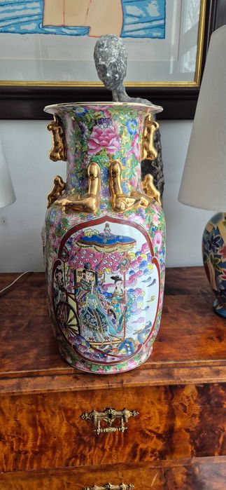 Chiński wazon z porcelany w stylu Famille Rose lub Rose Canton antyk