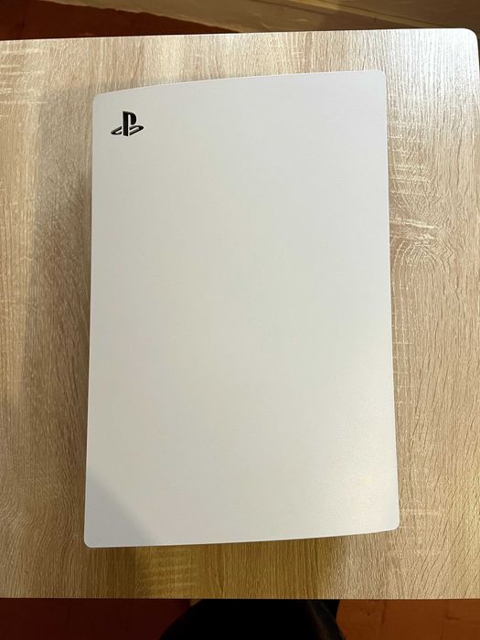 PlayStation 5 com Leitor + 6 Jogos + Comando + Headset Wireless