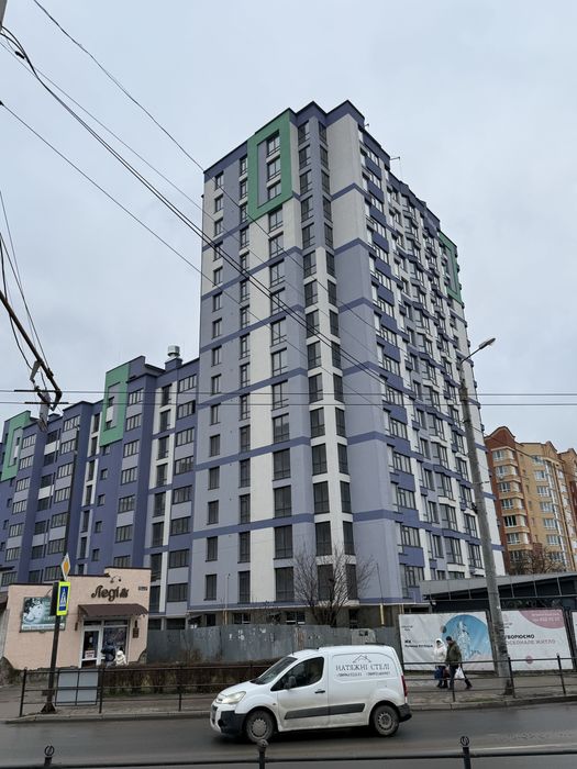 Оренда комерціі, ПЕРШИЙ ПОВЕРХ, ЦЕНТР СПАЛЬНОГО РАЙОНУ. площа Ринок-Бу