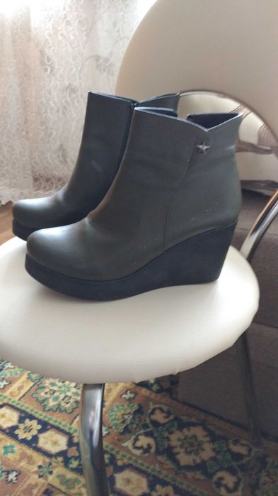 Новые полусапожки женские демисезонные новые