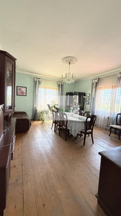 Продаж будинку: 11 кімн., 485 м² на 11 сотках у Лиманці!